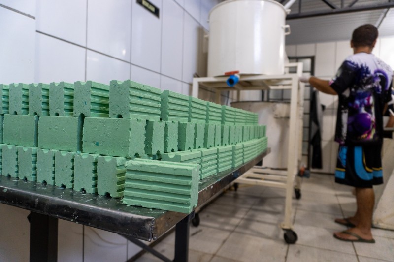  Fábrica de sabão ecológico com mão de obra prisional em Santo Ângelo deve ampliar produção com recursos da Consulta Popular