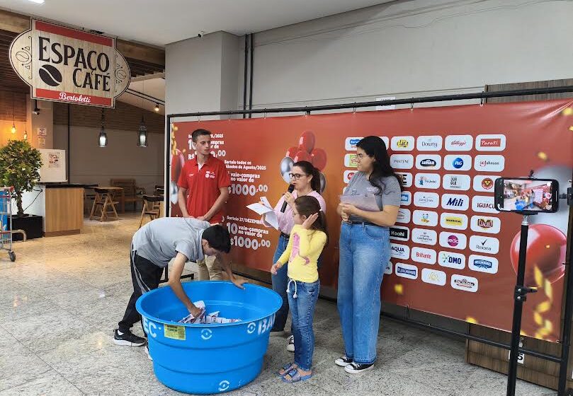 SUPER BERTOLETTI REALIZA PRIMEIRO SORTEIO DA CAMPANHA PARCERIA PREMIADA – 51 ANOS