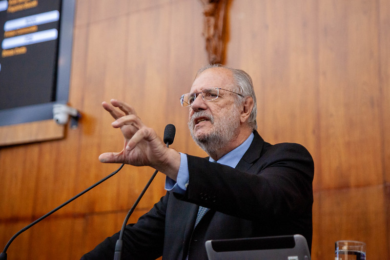 “Lento e ineficiente, Governo Leite não está preparando o RS para novos eventos climático extremos”, avalia Miguel Rossetto