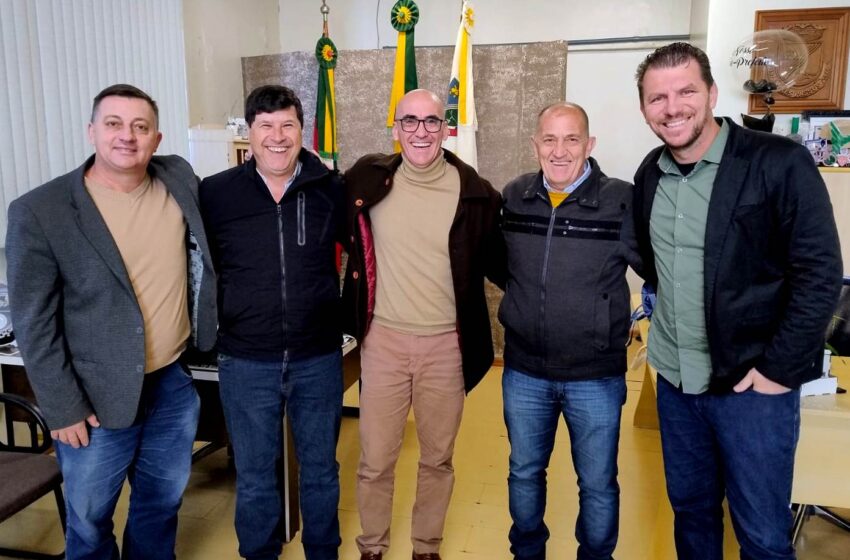 Prefeitos de Três Passos e El Soberbio prestigiam evento com o governador do RS em Santo Augusto
