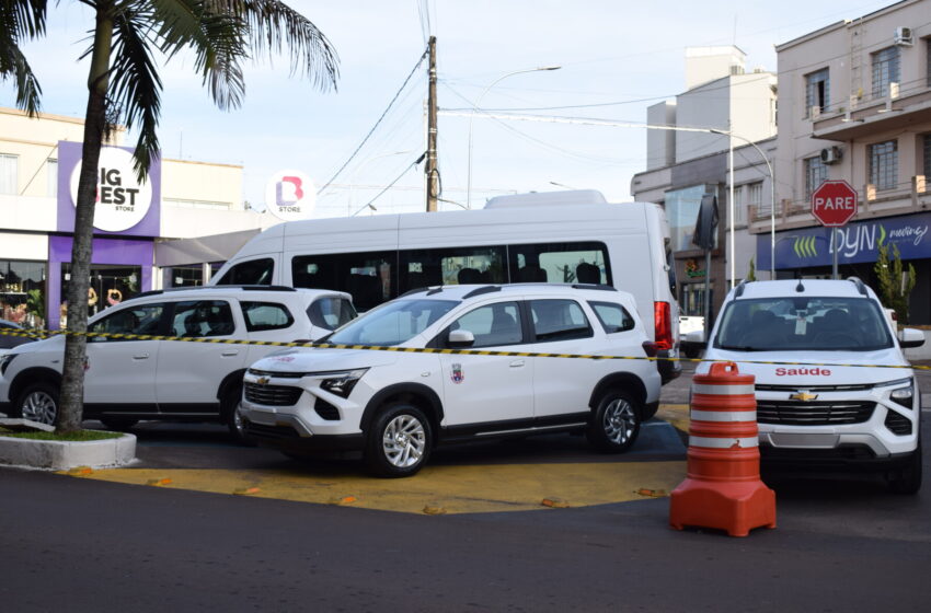 Saúde de Frederico Westphalen reforça frota com novos veículos para transporte de pacientes