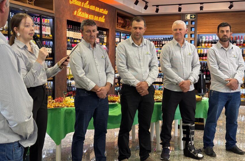  Cotrifred celebra seu aniversário com lançamento de campanha:  “68 Anos Cotrifred — Sorte é Cooperar”