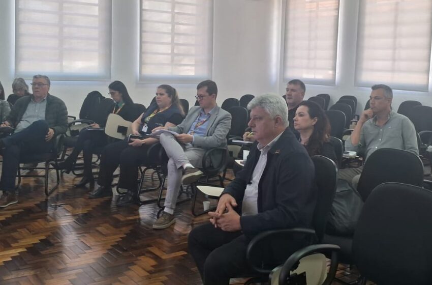  Prefeito Gilson de Carli participa de reunião da Câmara Setorial da Citricultura em Porto Alegre