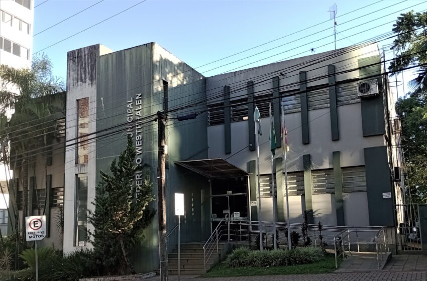  Prefeitura de FW paga mais de R$ 3 milhões em ações judiciais