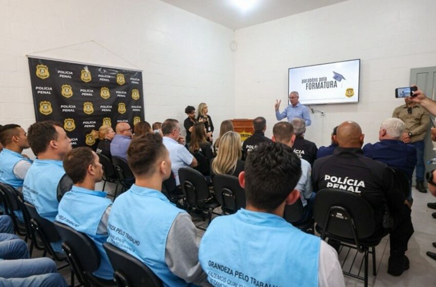  Apenados da Penitenciária de Ijuí concluem curso de qualificação e atuarão no setor calçadista