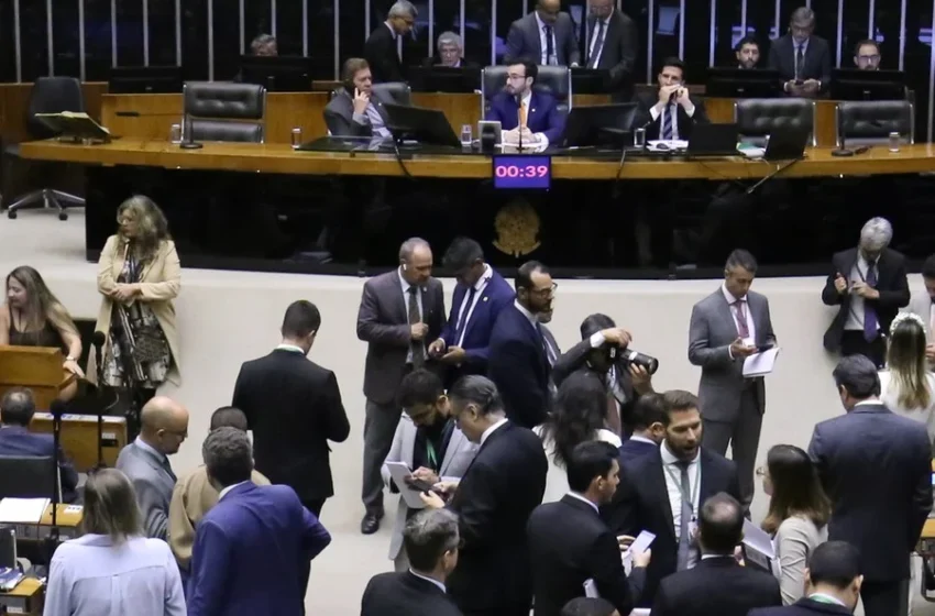  Câmara aprova isenção de IPVA para veículos com mais de 20 anos