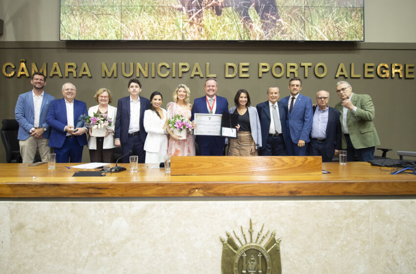  Covatti Filho recebe Título de Cidadão Emérito de Porto Alegre