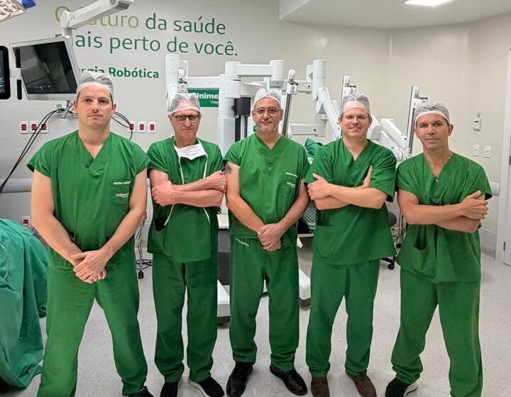  Cirurgia robótica complexa com participação de referência nacional é realizada no Hospital Unimed Chapecó