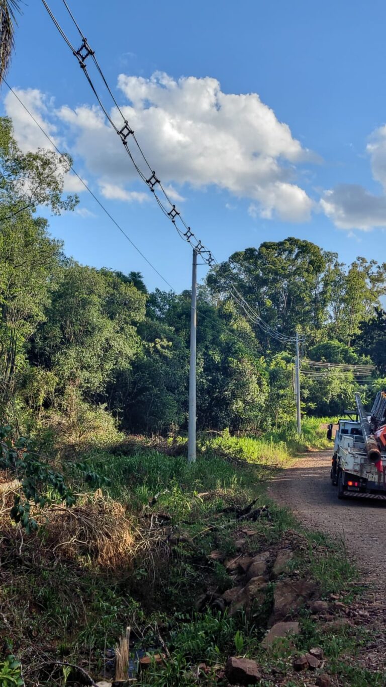 CRELUZ conclui melhorias na rede na Linha Sete de Setembro em FW