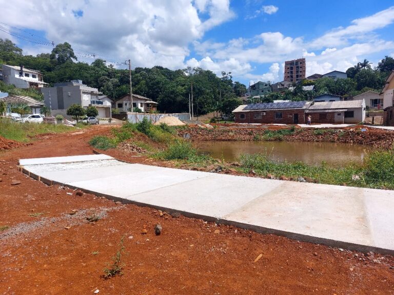 Obras avançam na construção do Lago do Bairro Weber em Três Passos