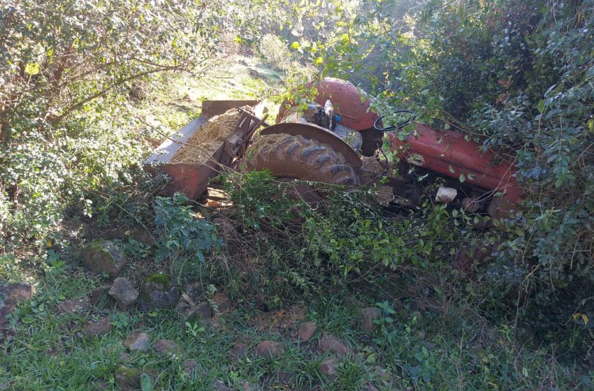  Homem é atropelado pelo próprio trator e fica ferido no Oeste de Santa Catarina