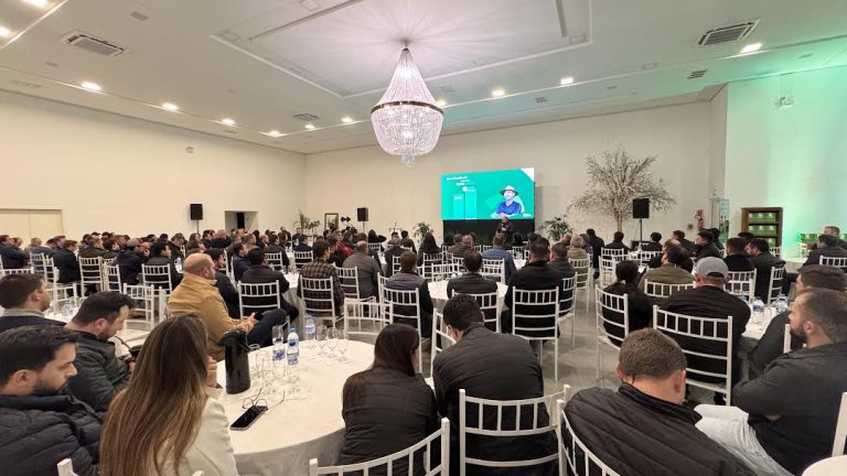 Conexão AgroTech reúne técnicos agropecuários para levar novidades do Plano Safra 2026/2027