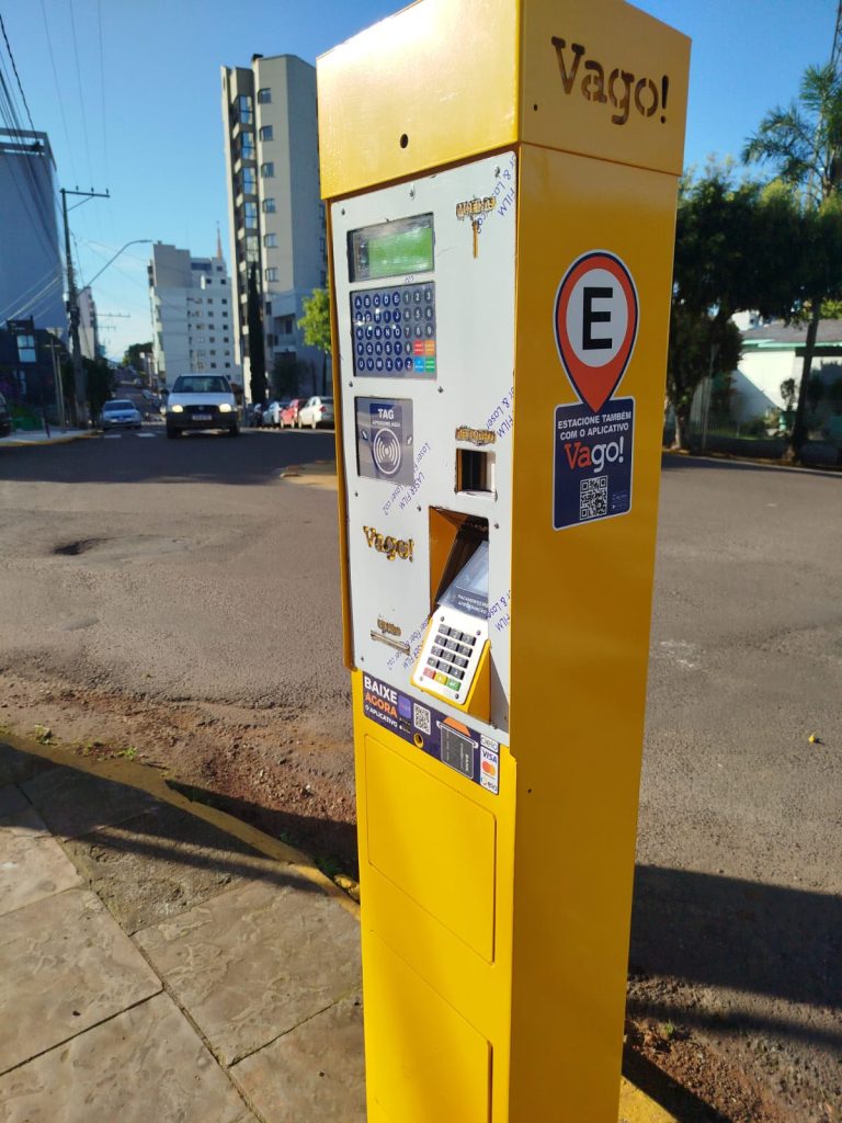 Estacionamento rotativo pago inicia no dia 1º de setembro em Frederico Westphalen