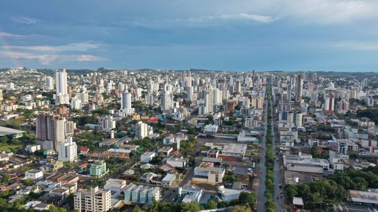 Chapecó chega aos 109 anos com uma história que atravessa gerações