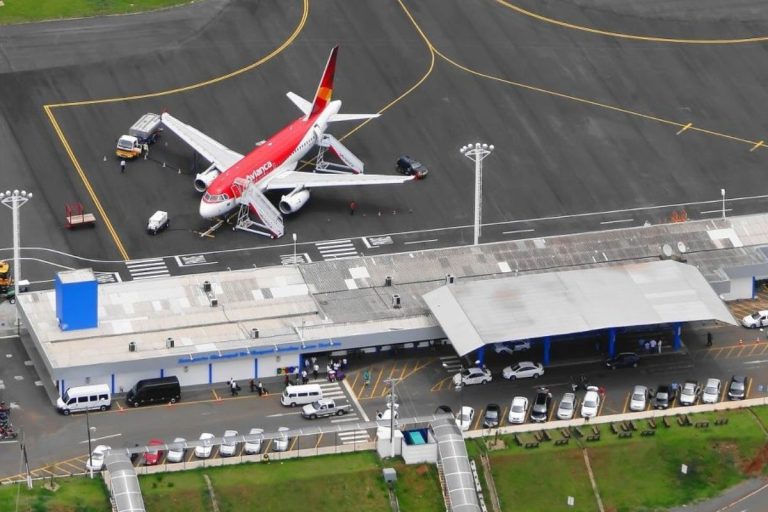 Terceiro maior do estado e gargalo para o comércio, Aeroporto de Chapecó pressiona candidatos por solução nas eleições
